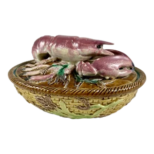 George Jones Palissy English Majolica Lobster Pâté Basketweave Covered Tureen
