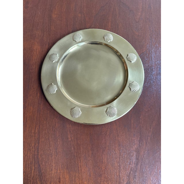 Brass 1960s Brass Charger With Seashells--- Set of 4 For Sale - Image 8 of 10