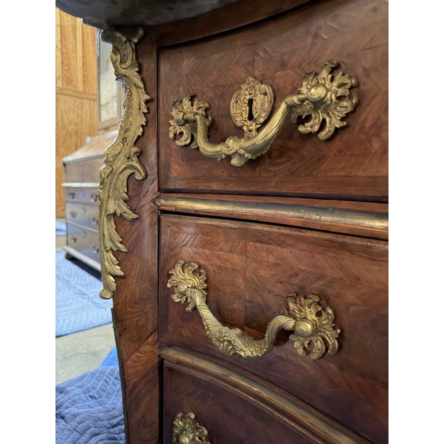 Brown Late 18th Century French Louis XV Style Bombe/Commode For Sale - Image 8 of 12