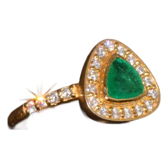 Certified Natural 1.25CTS VS F Diamond Colombian Emerald 18K Solid Gold Halo Ring, size 6.25 For Sale