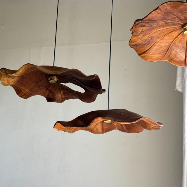 Large Flat Wavy Leaf-Shaped Teak Pendant Light with Floral Design For Sale - Image 4 of 12