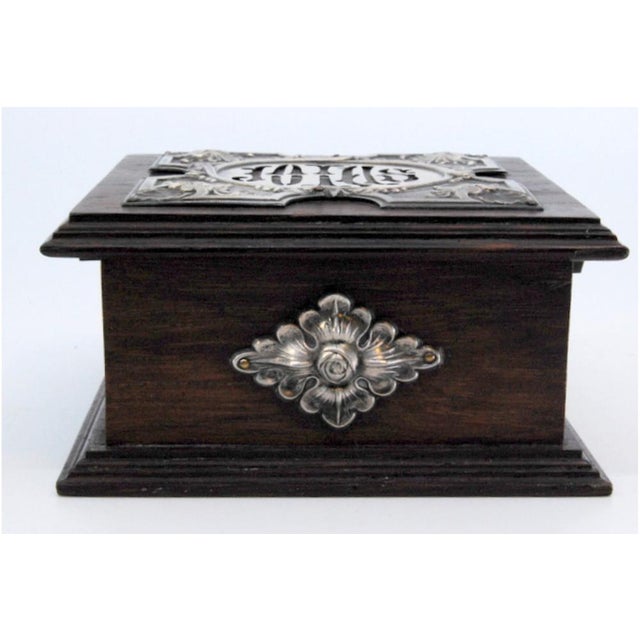 Wooden Velvety Pink Jewelry Box with Silver Applications and the Words Jewel For Sale - Image 9 of 10