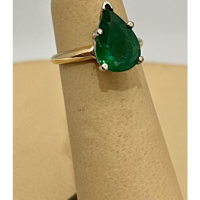 3 Carat Pear Cut Natural Emerald Ring 14 Karat Yellow & White Gold, Size 5.25 For Sale - Image 11 of 18