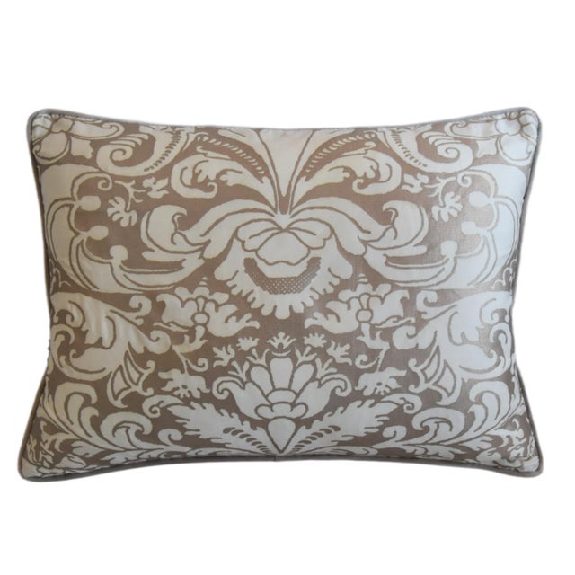 Custom-tailored pillow by Mike Seratt of The Prized Pig in Italian designer Mariano Fortuny's premium cotton fabric called...