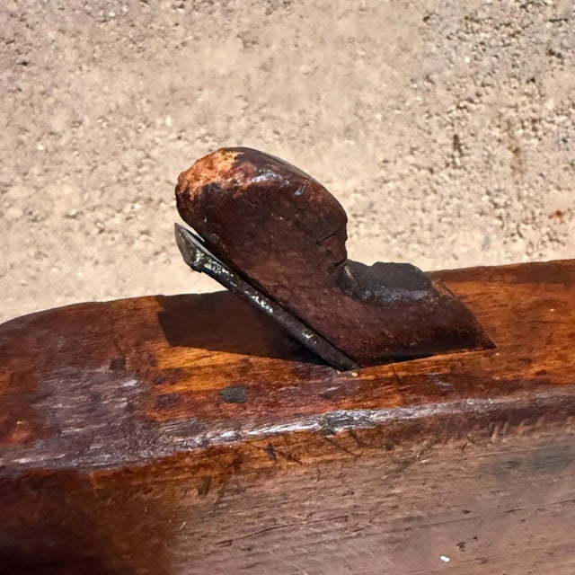 For your consideration, an antique wood moulding plane wooden carpenter's tool. Circa the 1800s. Dimensions: 9.38 W x 3.25...