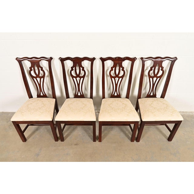 Late 20th Century Thomasville Georgian Carved Mahogany Dining Chairs, Set of Four For Sale - Image 5 of 13