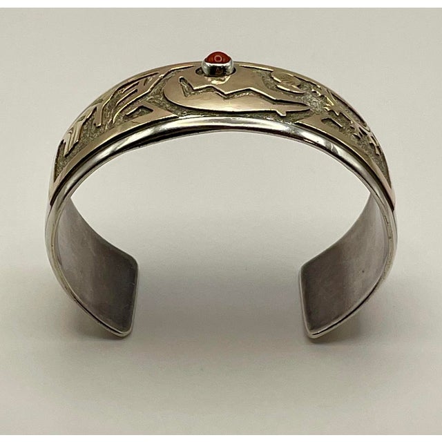 1970s Sterling Silver & Gold Native American Navajo Story Teller Cuff Bracelet For Sale - Image 4 of 9