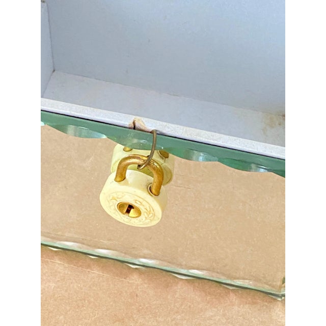 French Mirrored Jewelry Box, 1940s For Sale - Image 8 of 9