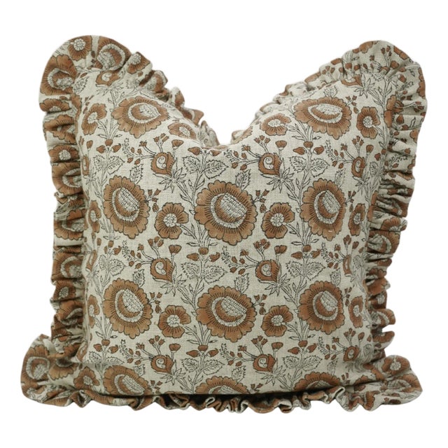 Fabdivine Sun Flower Ruffle Throw Pillow Decorative Accent Cushion for Sofa, Bed & Chair 24x24 Inch -Sun Flower For Sale