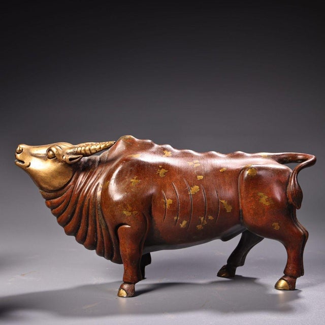 Late 20th Century Set of 5 Gilt Bronze Ox Figures With Splashed Gold Decoration For Sale - Image 9 of 10