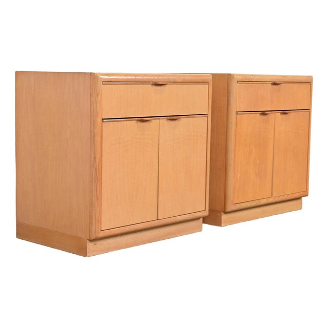 1980s Drexel Heritage Modern Art Deco Nightstands, Pair For Sale