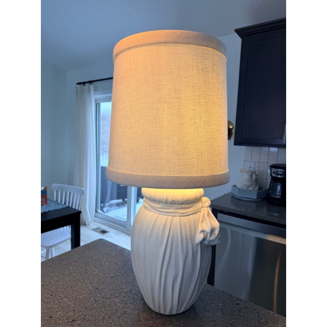 John Dickinson 1970s John Dickinson Style Draped Bow Table Lamp in Plaster Finish For Sale - Image 4 of 11