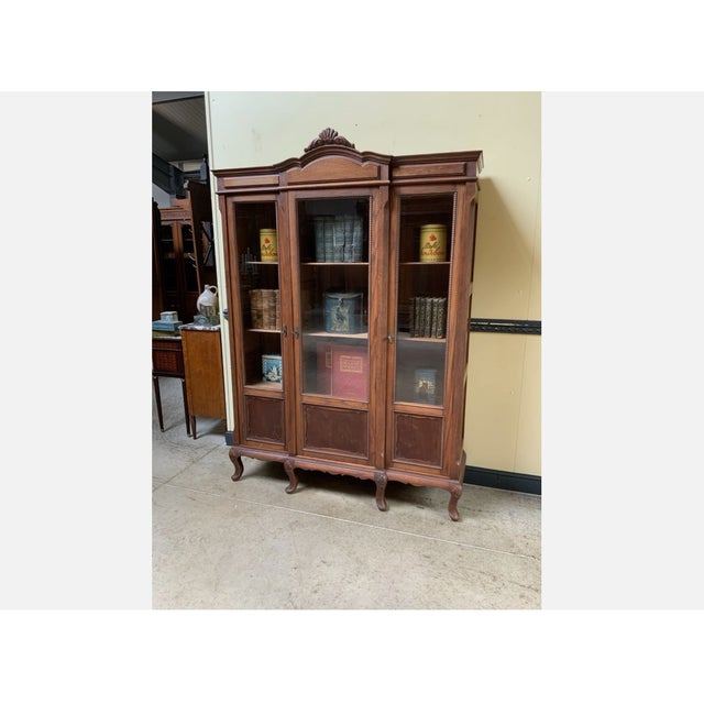 1910s Antique Art Nouveau Display Cabinet, 1915 For Sale - Image 5 of 10