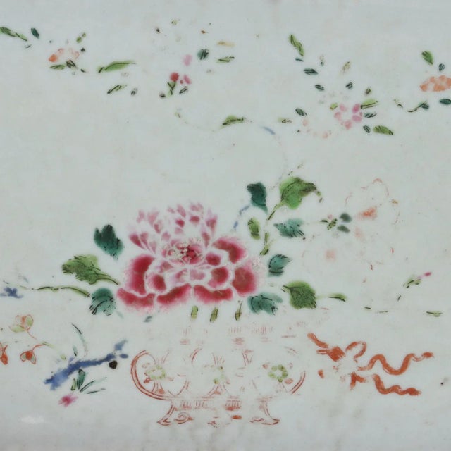 Yongzheng Era Polylobed Porcelain Tray, 1700s For Sale - Image 3 of 7