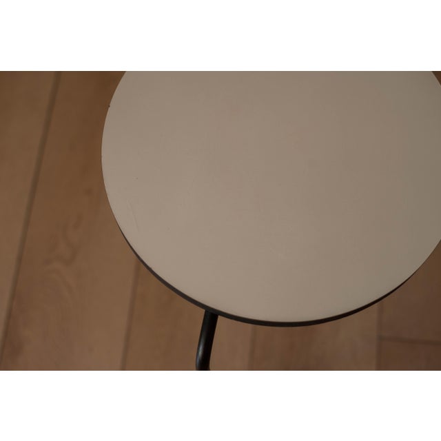Set of Three Mid Century California Modern Nesting Round Tripod End Tables For Sale - Image 10 of 11