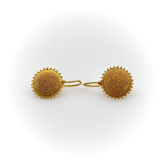 Vintage 22k Gold Hand-Granulated Sunflower Earrings, Pair For Sale - Image 4 of 10
