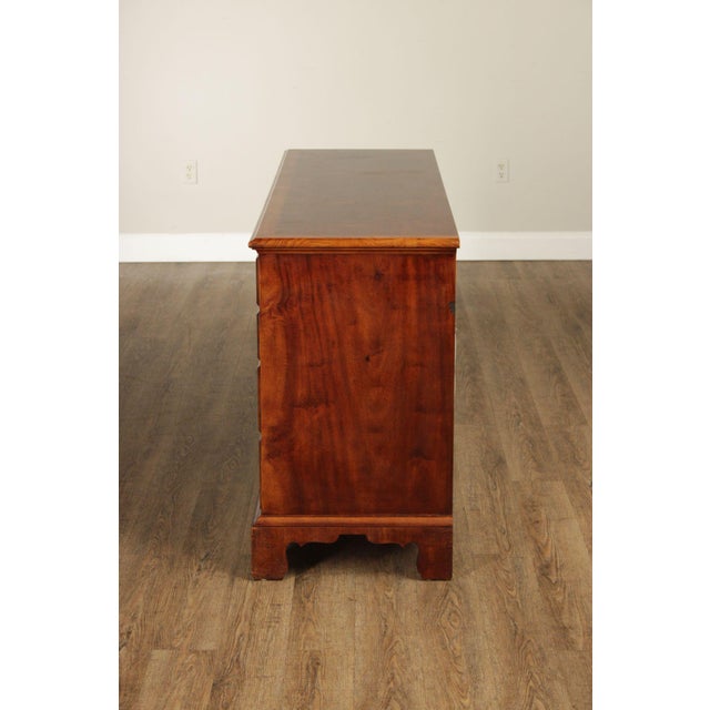 Henredon Aston Court Georgian Style Burled Mahogany Ten Drawer Dresser For Sale - Image 18 of 18