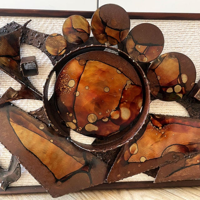 Clean original condition with no remarkable wear. This piece has an attribution mark, I am sure that it is completely...