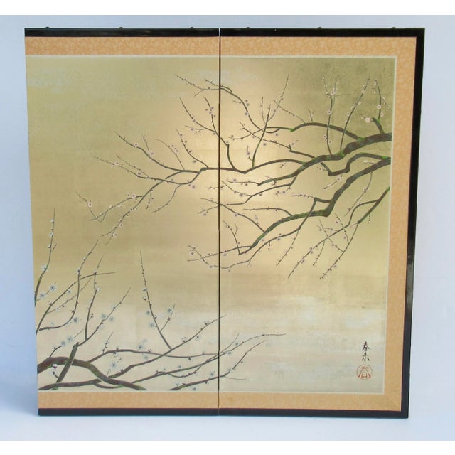 1970s C.1970's Vintage Japanese Byobu Silk Screen Gilt Gold & Silver Leaf & Hand-Painted 4-Panel Wall Screen For Sale - Image 5 of 12
