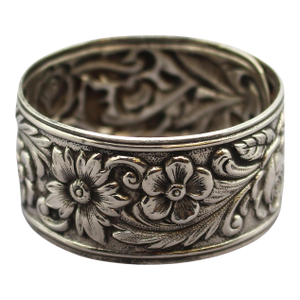 C. 1930-40s Kirk Sterling Silver Repousse Napkin Ring