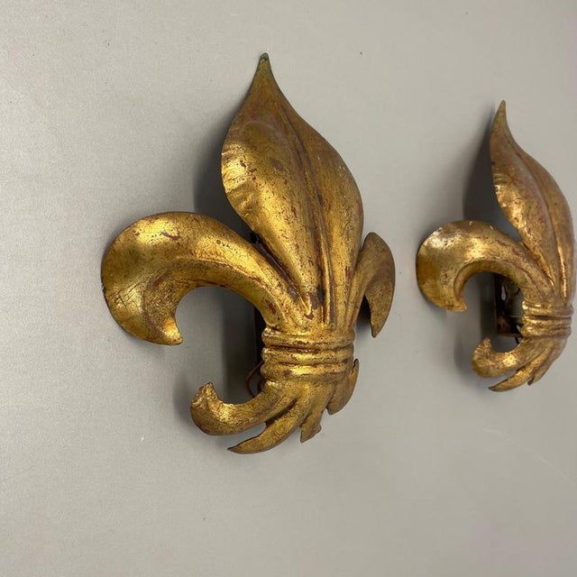 1970s Vintage French Golden Florentiner Lily Wall Lights by Hans Kögl, 1970s, Set of 2 For Sale - Image 5 of 18