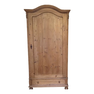 Late 19th Century Antique Pine Armoire For Sale