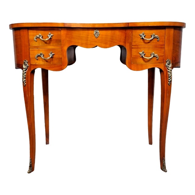 20th Century Louis XV Bean-Shaped Dressing Table For Sale