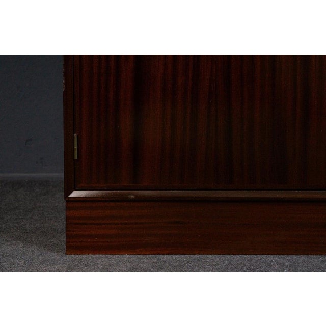 Mid-Century Mahogany Bookcase, 1970s For Sale - Image 4 of 15