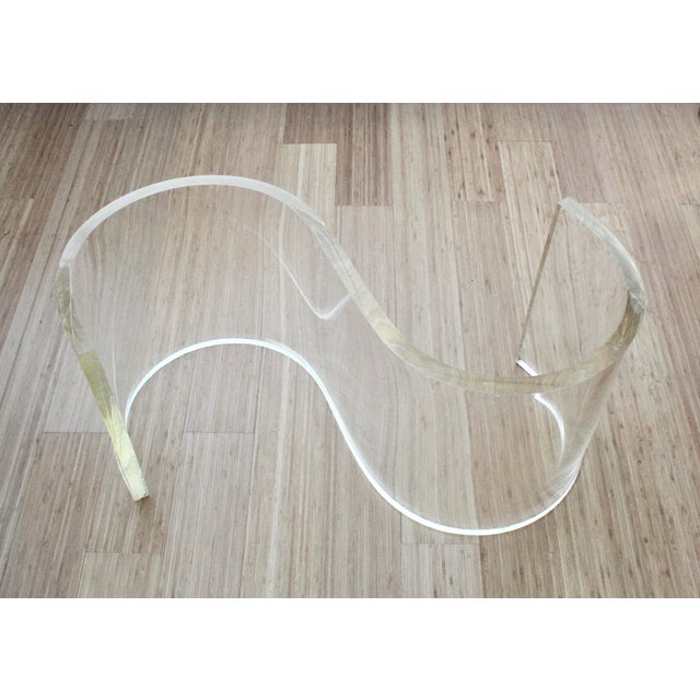 1970s Vladimir Kagan Style Biomorphic Curved Lucite Coffee Table Base For Sale In Miami - Image 6 of 9