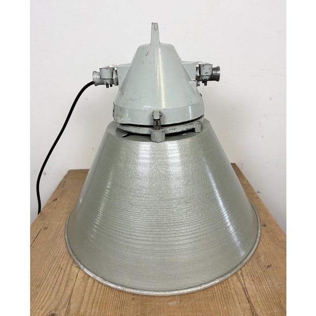 Industrial Explosion Proof Ceiling Lamp with Aluminium Shade from Elektrosvit, 1970s For Sale - Image 12 of 17