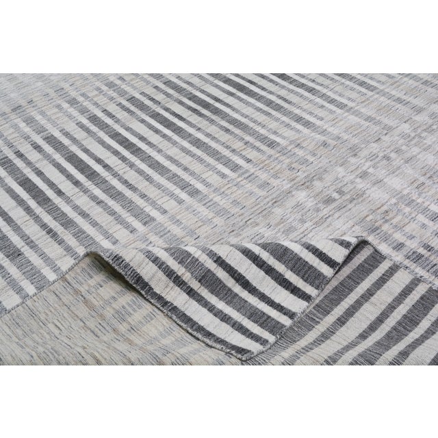 Indian Modern Hand Loom Wool Rug,8'X10' For Sale In New York - Image 6 of 6
