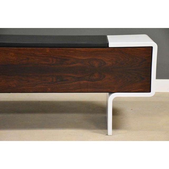 Wood 1970s Refinished Rosewood Uniplane Credenza by William Sklaroff For Sale - Image 7 of 14