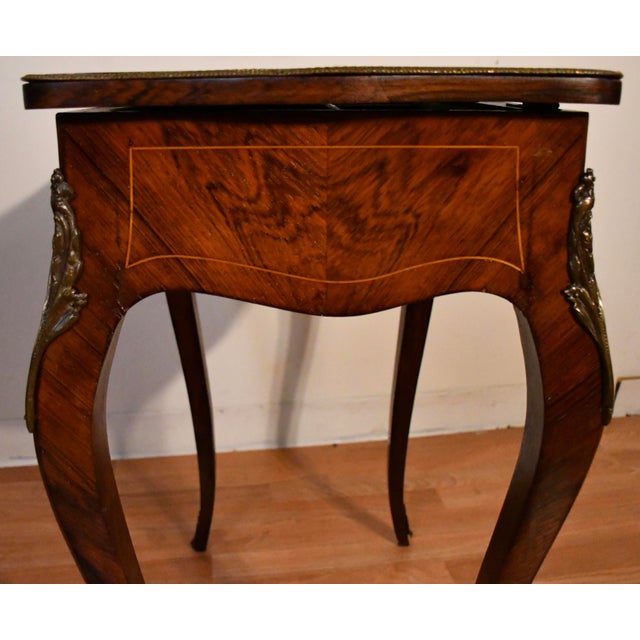Brown 1890s Antique French Louis XV Rosewood Satin Wood Inlay Makeup Vanity Table Accent Table For Sale - Image 8 of 15