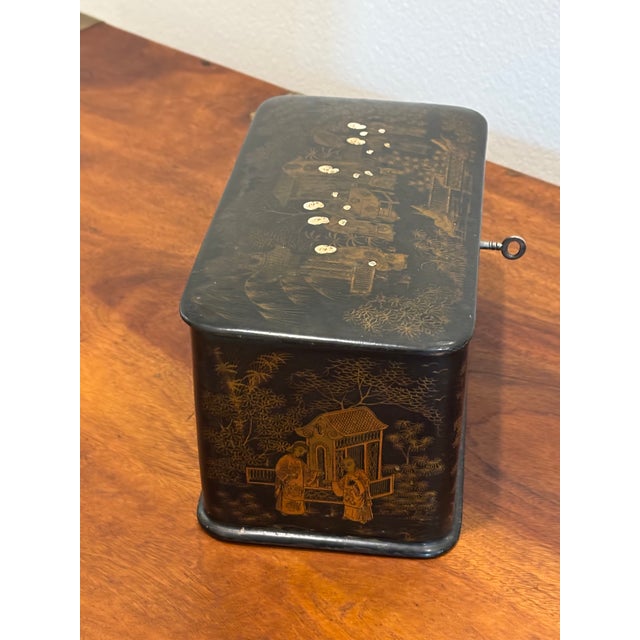 Chinoiserie 19th Century English Chinoiserie Papier-Maché Tea Caddy For Sale - Image 3 of 16