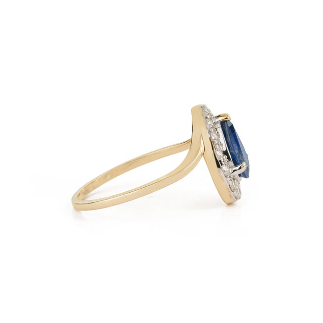 Metal 14k Two-Tone Gold 1.17ct Blue Sapphire & Diamond Vintage Ring Size 5 For Sale - Image 7 of 17