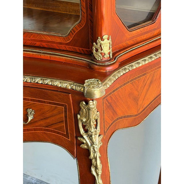Mid 19th Century French Louis XV Style Ormolu-Mounted Walnut/Rosewood Vitrine Cabinet For Sale - Image 17 of 17