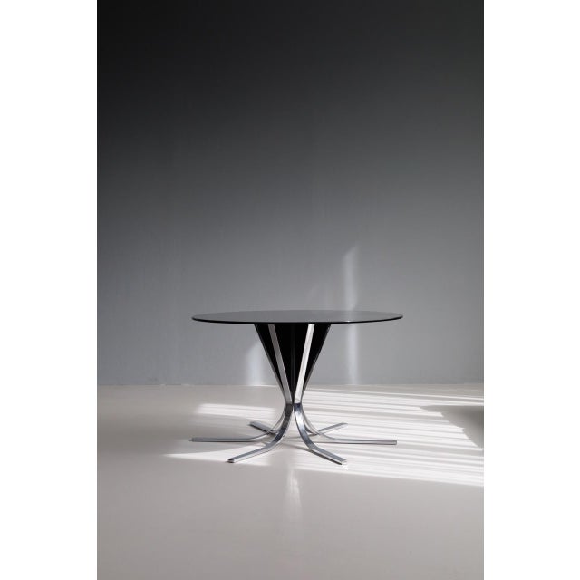 Dining Table from Sostegni, 1980s, in Flawless conditions. Designed 1980 to 1989