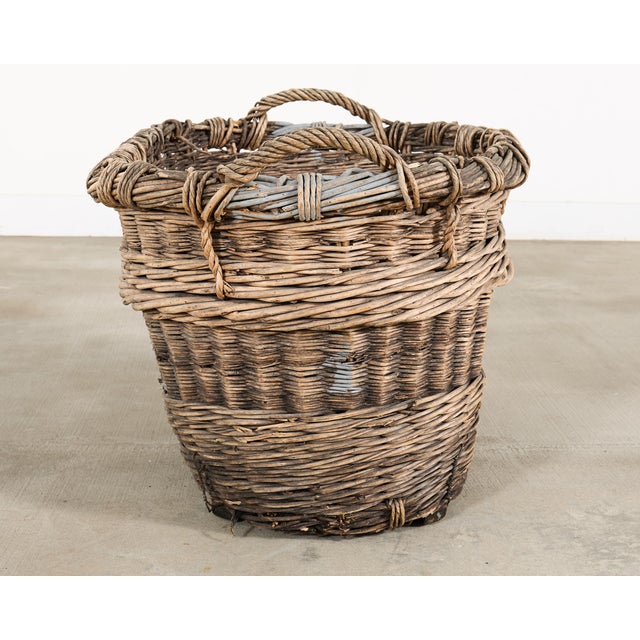 Large Rustic French Provincial Wine Harvest Basket For Sale In Sacramento - Image 6 of 18