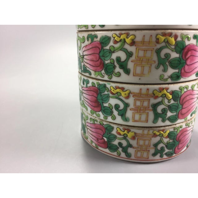 Green 19th Century Chinese Famille Rose Porcelain 'Double-Happiness‘ Sweetmeat Stacking Box For Sale - Image 8 of 13