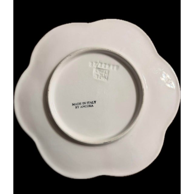 Late 20th Century Italian Flower Shaped Ceramic Dinnerware - Set of 10 For Sale - Image 10 of 10
