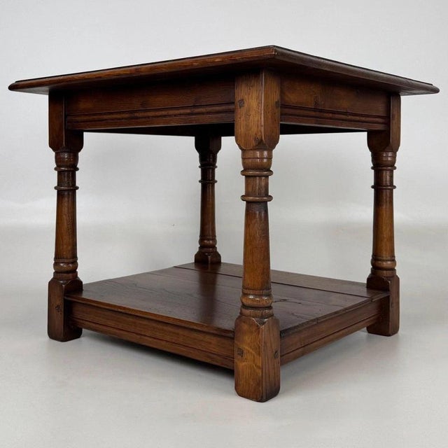 2000 - 2009 20th Century English Small Oak Side Table For Sale - Image 5 of 12