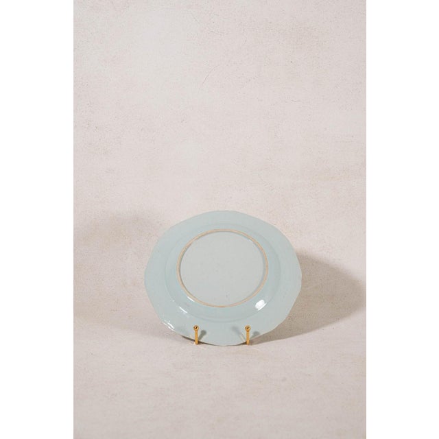 18th Century Chinese Export Plate (C. 1780) For Sale - Image 4 of 4