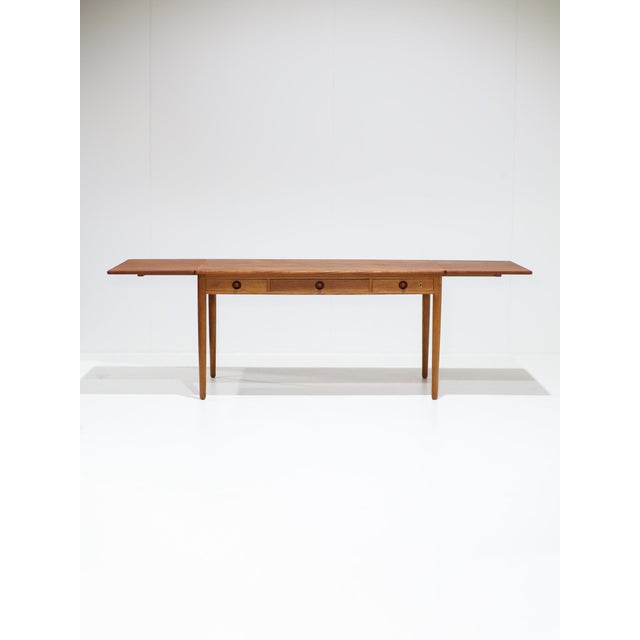 Mid-Century Modern AT-305 Drop-Leaf Desk in Teak and Oak from Hans J. Wegner, Denmark, 1950s For Sale - Image 3 of 18