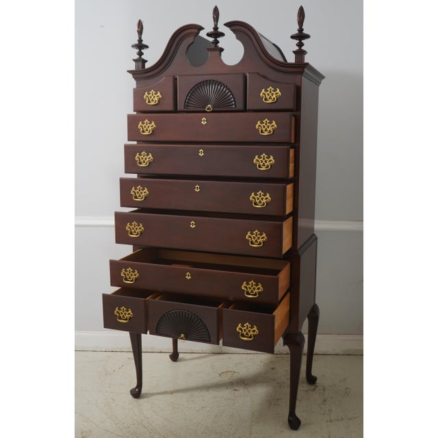 Queen Anne 1990s Kindel Mahogany Queen Anne Style Highboy Chest For Sale - Image 3 of 16
