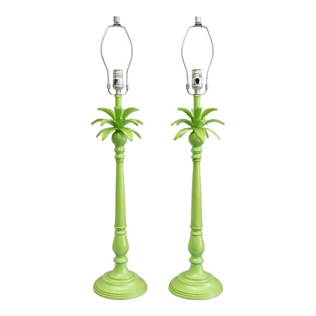 Vintage Coastal Palm Tree Table Lamps in Metallic Green Lacquer – a Pair For Sale