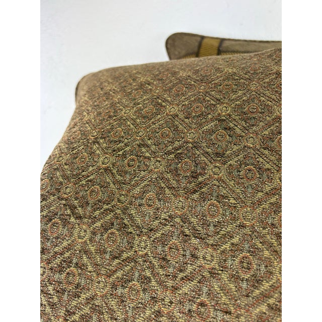 Handsome Coat of Arms Banded Cotton Print Pillows/a Pair For Sale In Philadelphia - Image 6 of 10