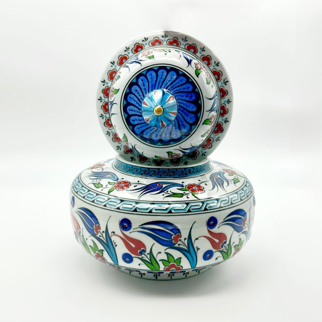 Handmade Ceramic Classic Iznik Jar with Lid Red Tulip and Meander Border For Sale - Image 6 of 8