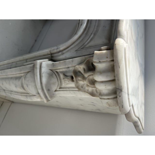 Louis XV Style Fireplace in White Veined Carrara Marble, 1800s For Sale - Image 6 of 15