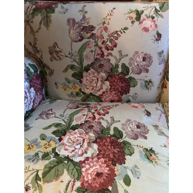 American 1980s Upholstered Love Seat in Pretty Brunschwig & Fils Fabric For Sale - Image 3 of 7