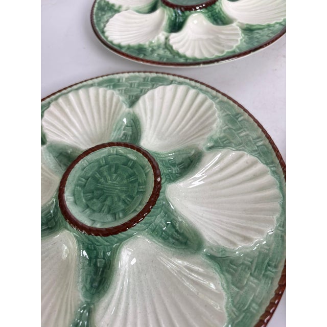 White and Green Oyster Plates, France, 1920s, Set of 4 For Sale - Image 9 of 13